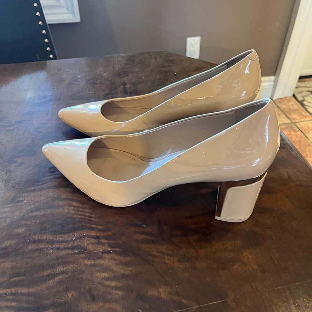 DKNY block heels -NEW